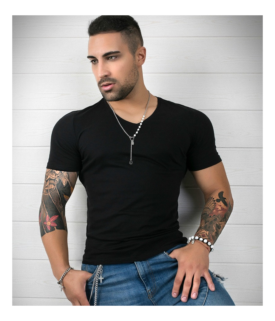 REAL WHITE (NECKLACE)