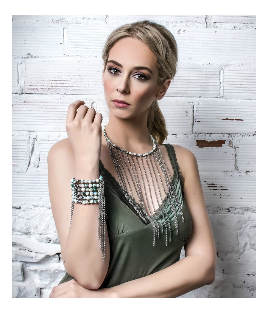 DAIRA GREEN (Necklace)