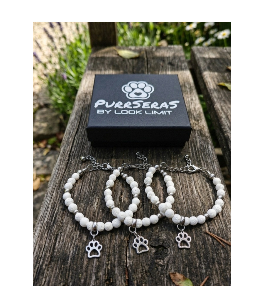 Pulsera Huellita Cuentas de Lava Blanca