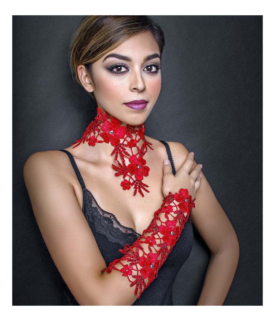 VENUS - RED (Gargantilla)